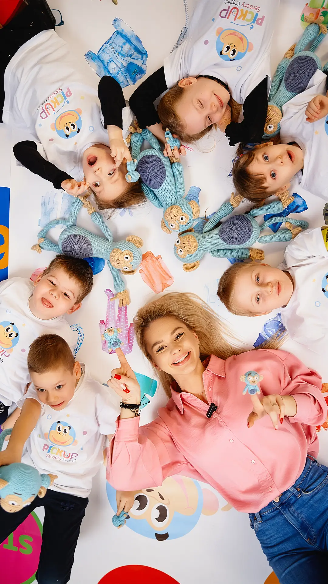 maskotka Picko na zajęciach angielskiego dla dzieci w Rzeszowie